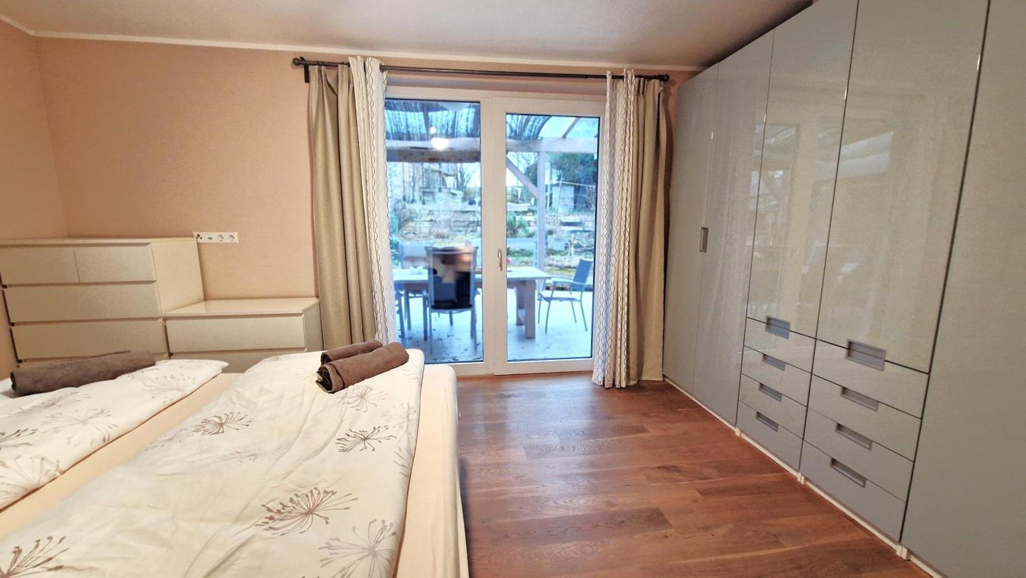 Wohnung Mit Sauna, Garten & Schwimmteich Bietigheim-Bissingen Bagian luar foto